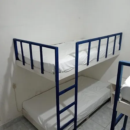 Rhinos House Apartment